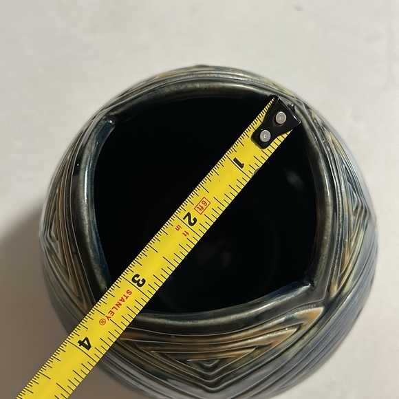 Cera Cuba Porcelain or ceramic Vase 7.5” high - Picture 16 of 17